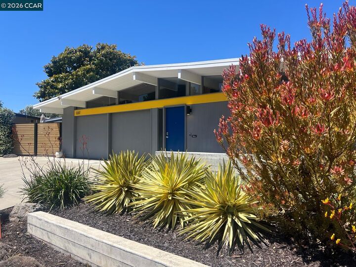 Property Photo:  1237 -1239 Lancashire Dr  CA 94518 