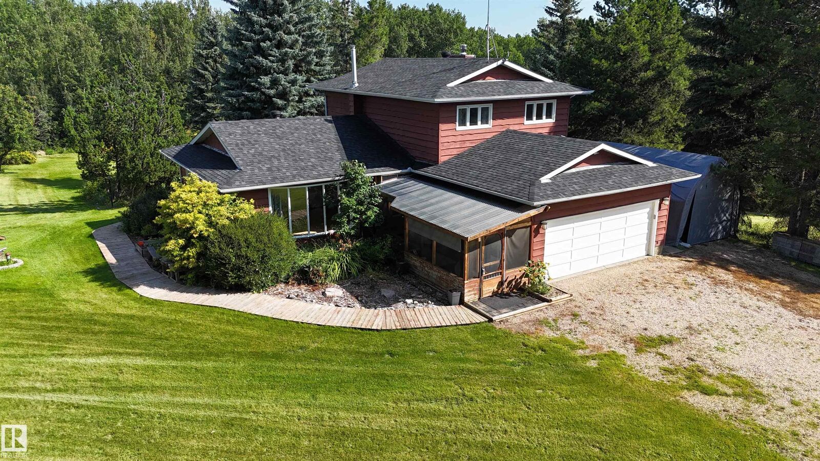 Property Photo: 53218 Rge Road 14 6 AB T7Y 0G3
