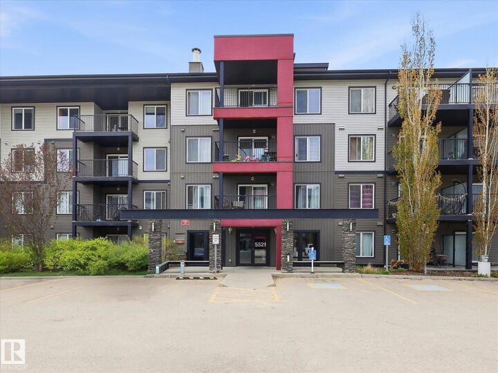 Property Photo: 5521 7 Avenue SW 302 AB T6X 2A8