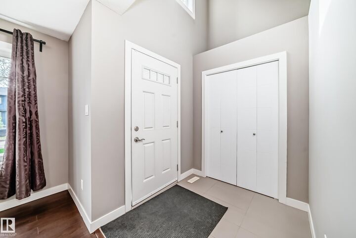 Property Photo:  12118 125 Street NW  AB T5L 0S6 