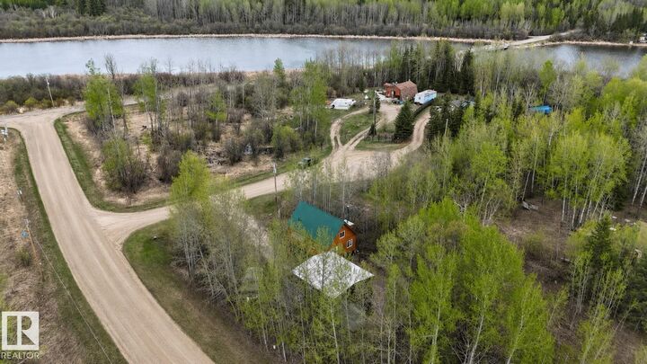Property Photo:  54126 Rge Road 52 11  AB T0E 0L0 