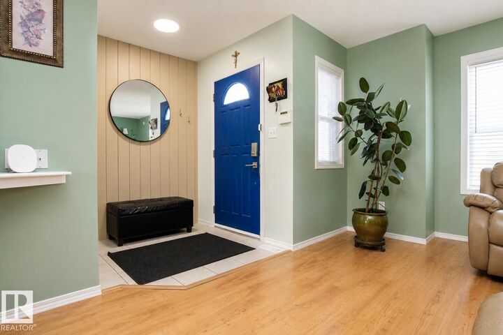 Property Photo:  17311 90 Street NW  AB T5Z 3W6 