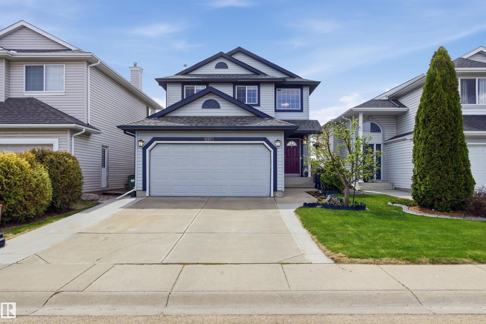 Property Photo:  8915 8 Avenue SW  AB T6X 1B9 