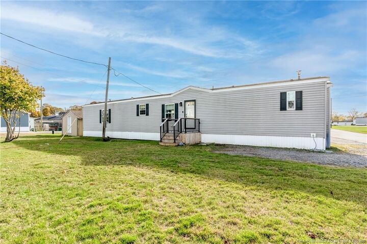 Property Photo: 3 Daisy Street NB E2M 5M9