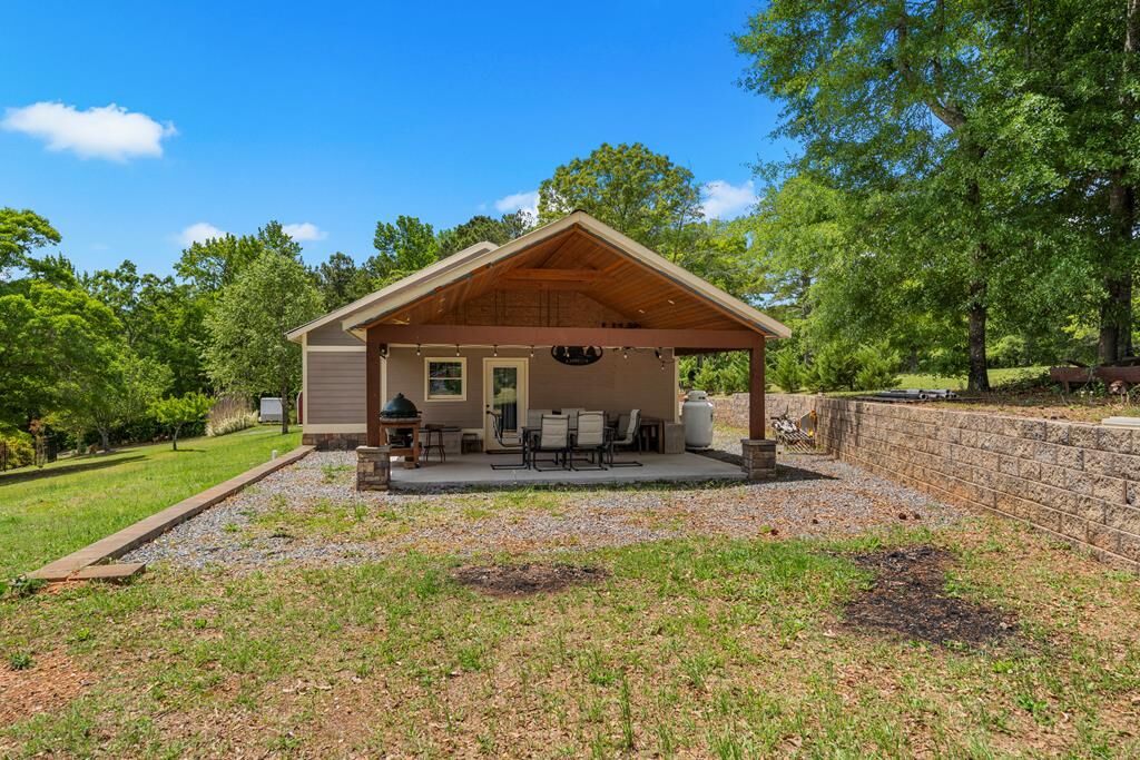 Property Photo:  5198 Scenic Heights Road  GA 31816 