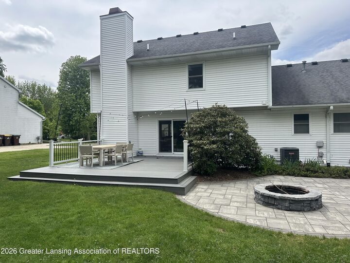 Property Photo:  2288 Chisholm Court  MI 48842 