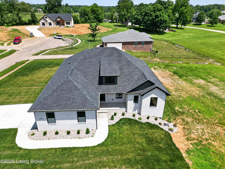 Property Photo:  98 Shepherds Way  KY 40162 