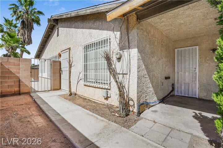 Property Photo: 4610 Via San Rafael NV 89103