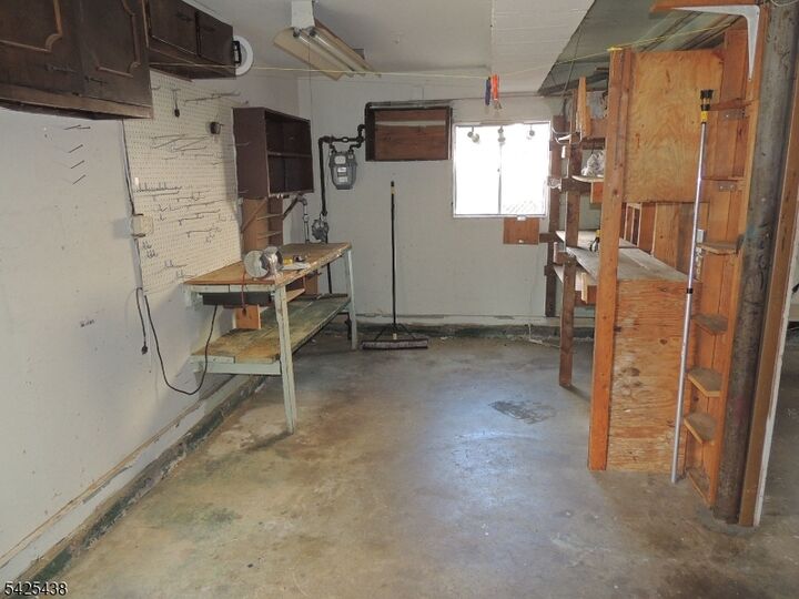 Property Photo:  118 Benart Pl  NJ 08846 