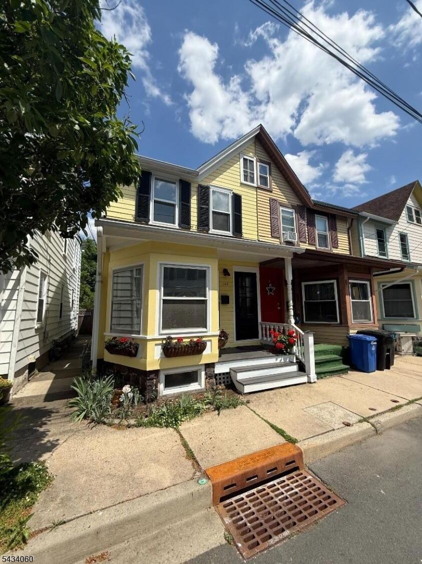Property Photo:  146 George St  NJ 08530 
