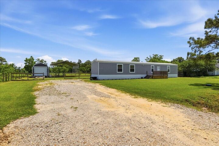 Property Photo:  7655 Cohenour Road  TX 77632 