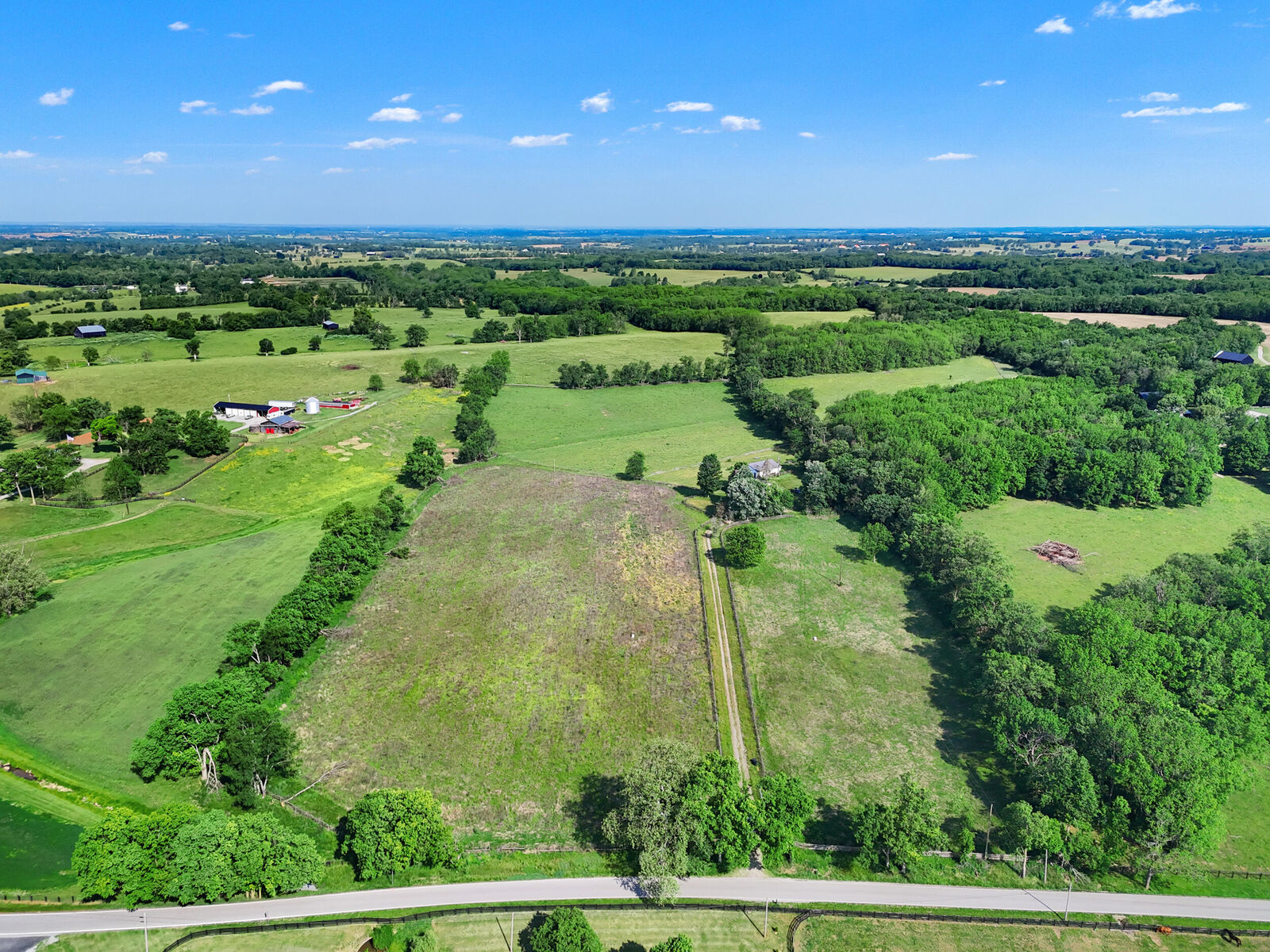 Property Photo:  512 College Road  KY 40361 