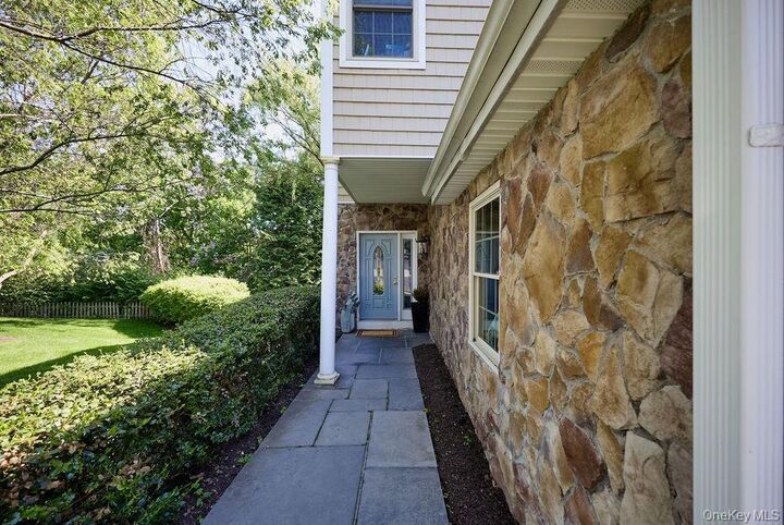 Property Photo:  1 Preserve Court  NY 10607 