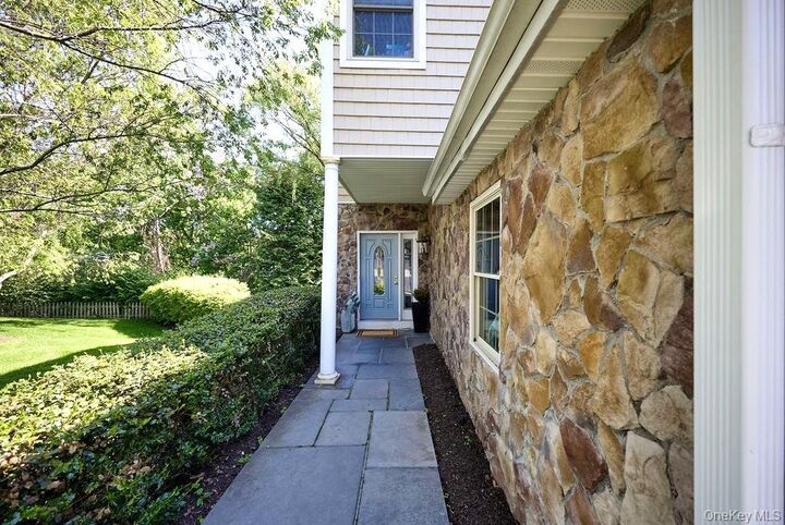 Property Photo:  1 Preserve Court  NY 10607 