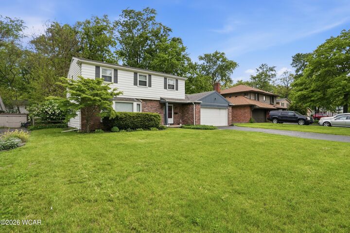 Property Photo:  6926 Fredericksburg Drive  OH 43560 