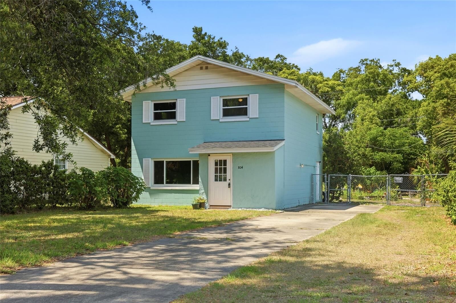 Property Photo:  804 Rosalia Drive  FL 32771 