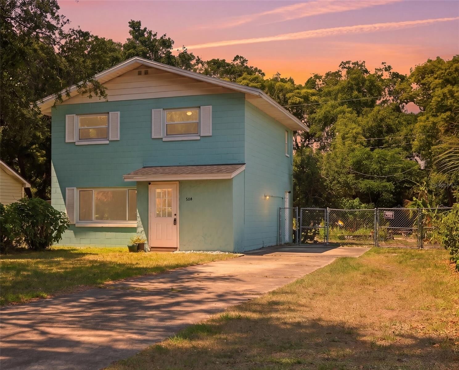 Property Photo:  804 Rosalia Drive  FL 32771 