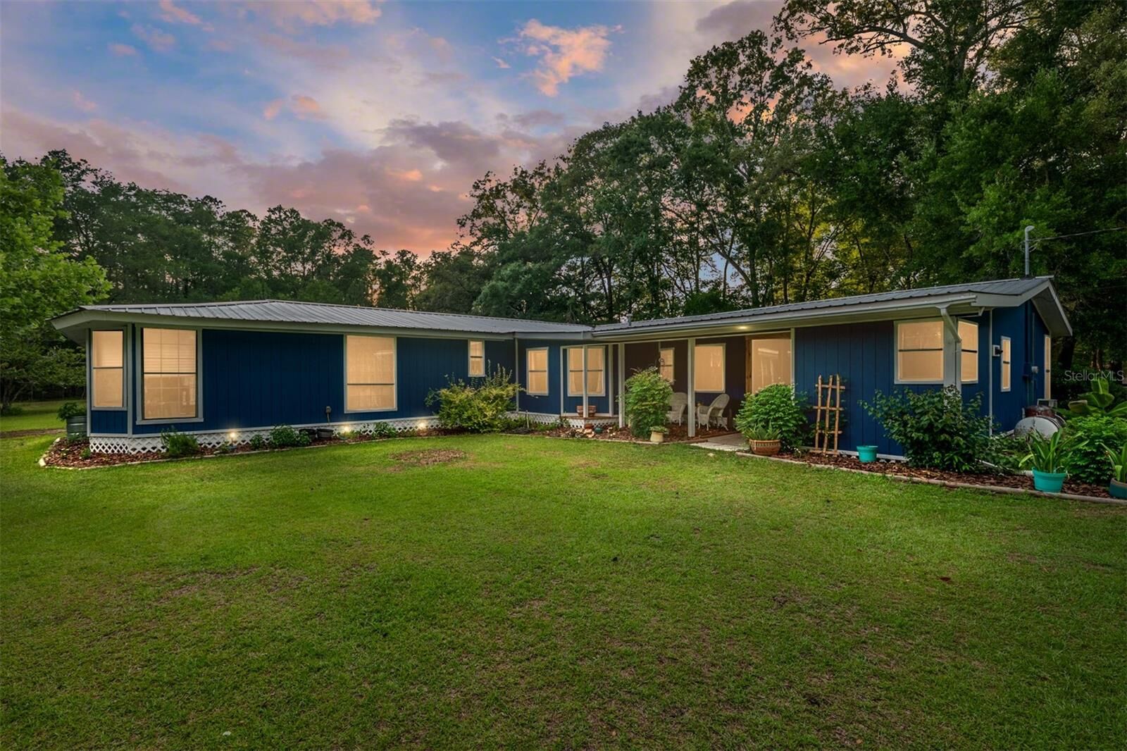 Property Photo:  4912 NW 170th Street  FL 32615 