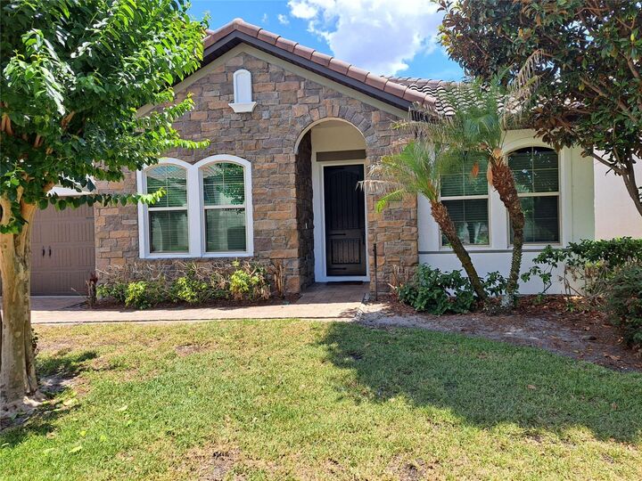 Property Photo:  8420 Morehouse Drive  FL 32836 