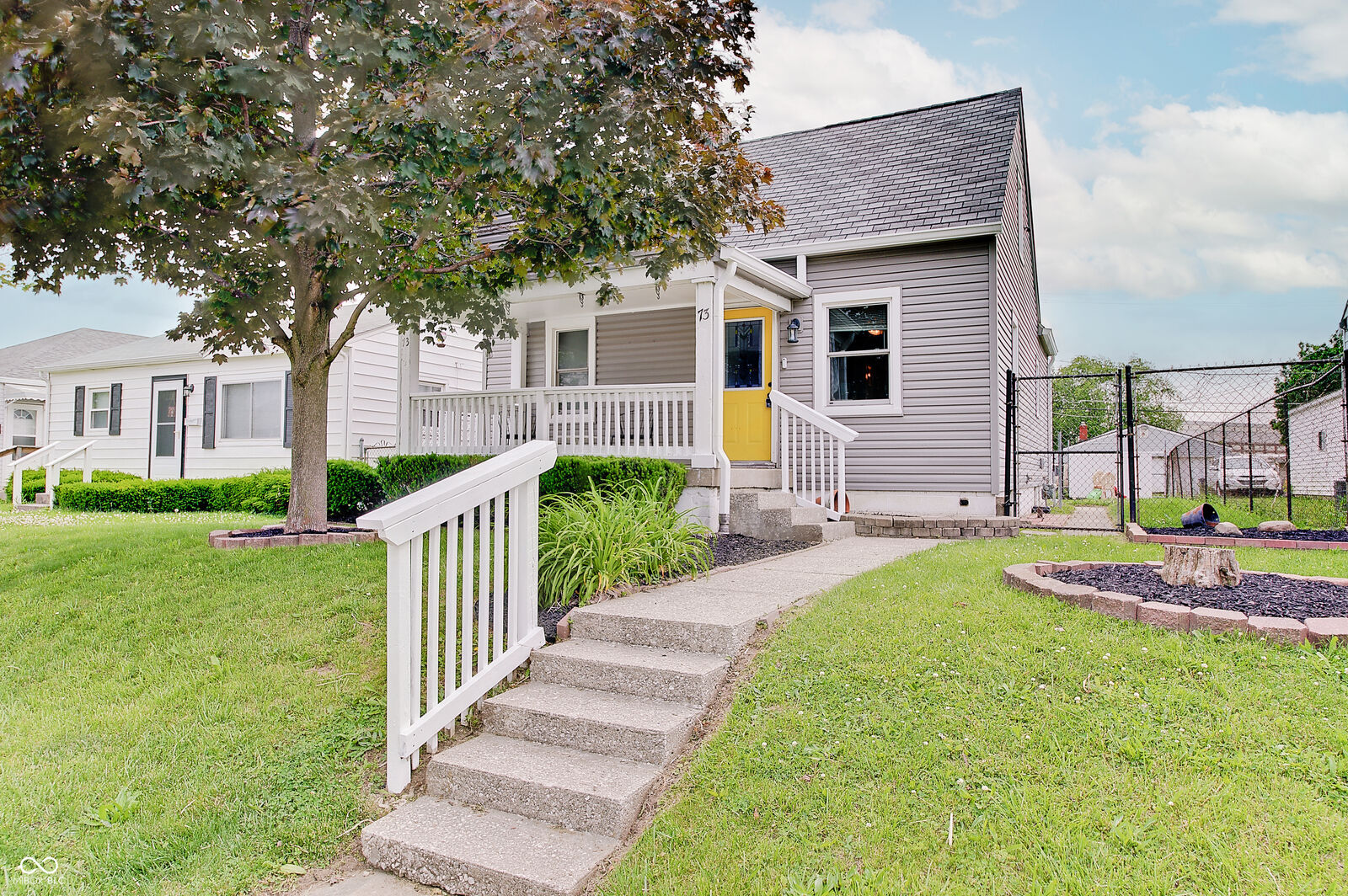 Property Photo: 73 S 3rd Avenue IN 46107