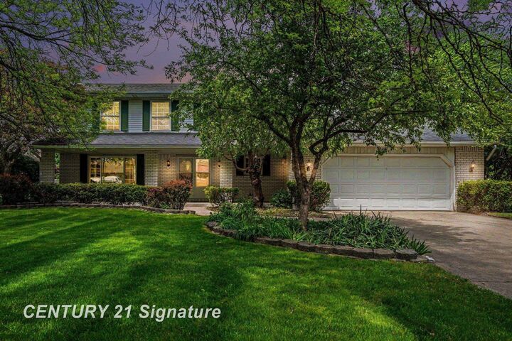 Property Photo:  4554 Dogwood Lane  MI 48603 