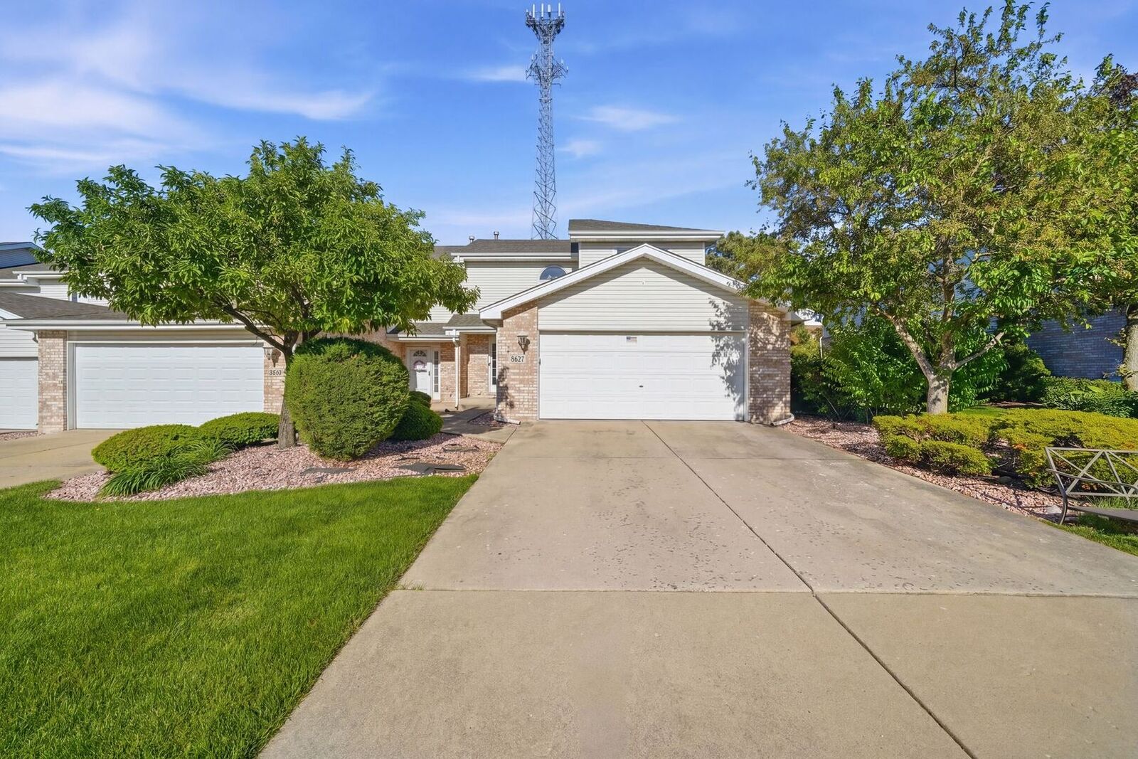 Property Photo:  8627 Miroballi Drive  IL 60457 