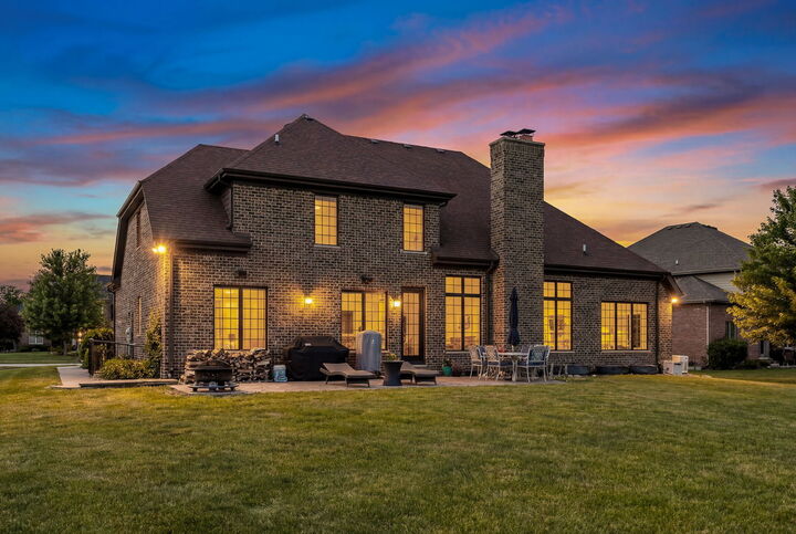 Property Photo:  16129 W Red Cloud Drive  IL 60441 
