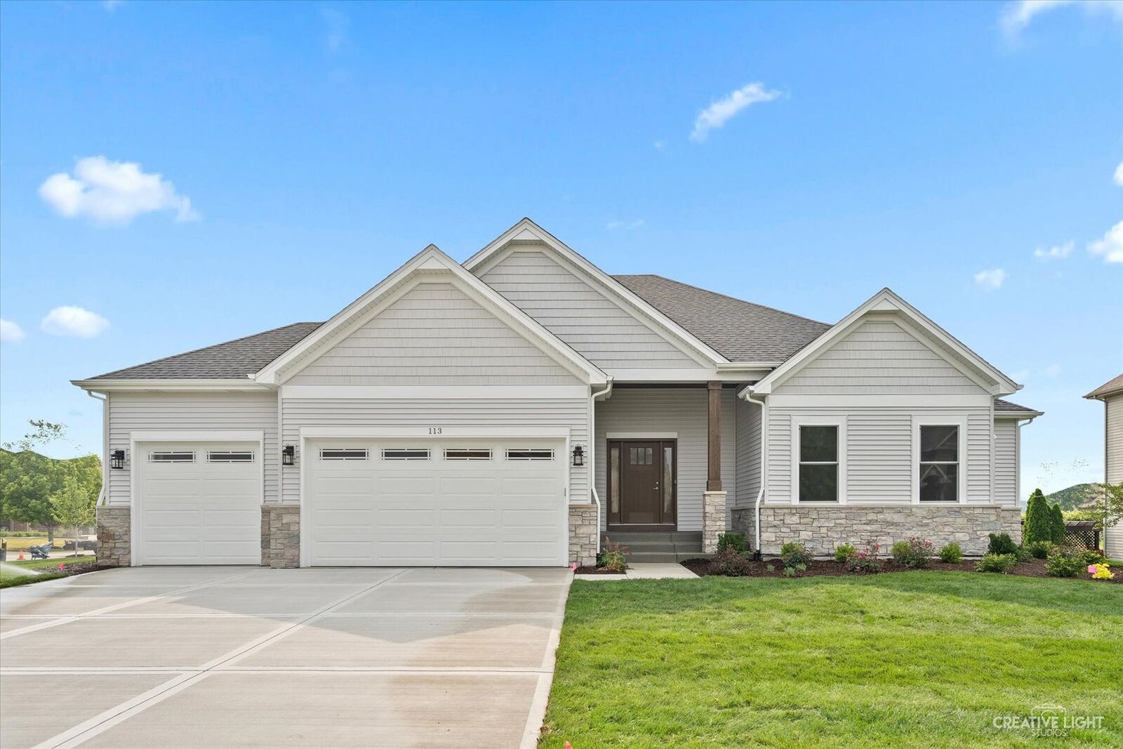 Property Photo:  675 Cumberland Lane  IL 60543 