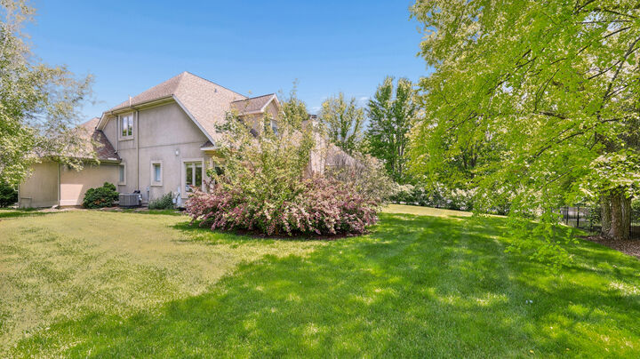 Property Photo:  2115 Stonington Court  IL 60564 