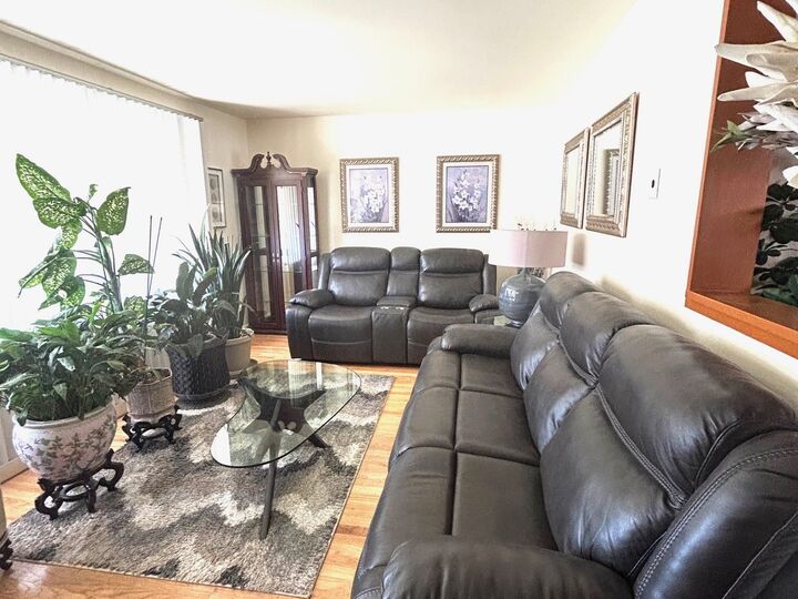 Property Photo:  4626 S La Crosse Avenue  IL 60638 