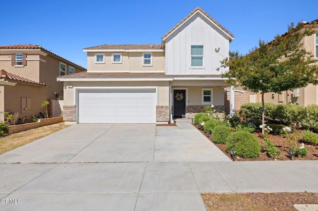 Property Photo:  454 Celebration Lane  CA 93060 