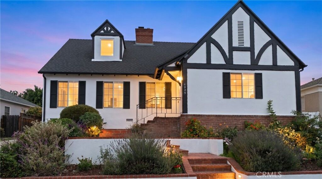 Property Photo:  4829 Presidio  CA 90043 