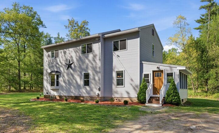Property Photo:  472 School Street  ME 04073 