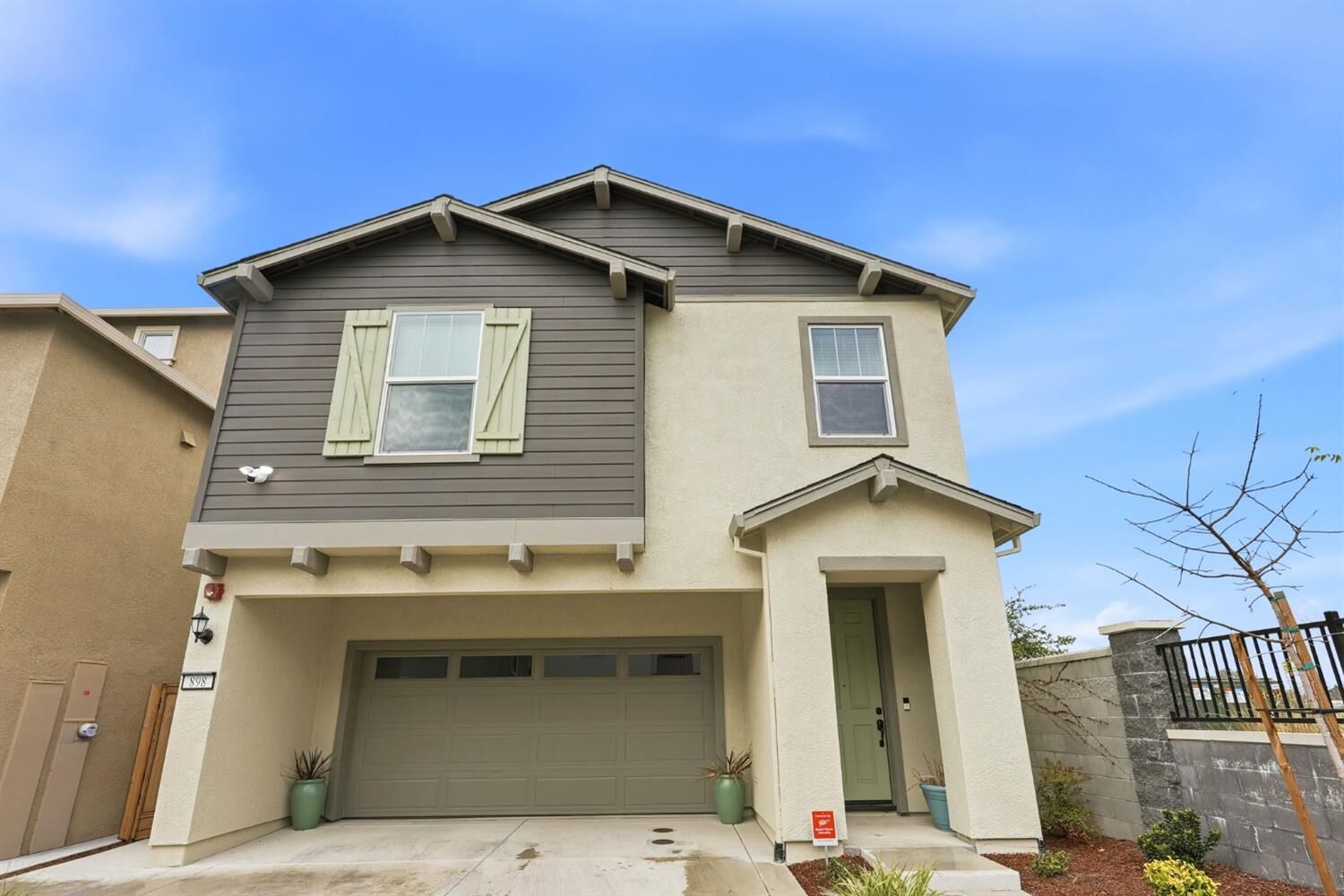 Property Photo: 898 Lake Park Circle CA 95632