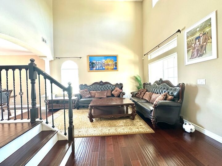 Property Photo:  2259 Claremont Way  CA 95991 