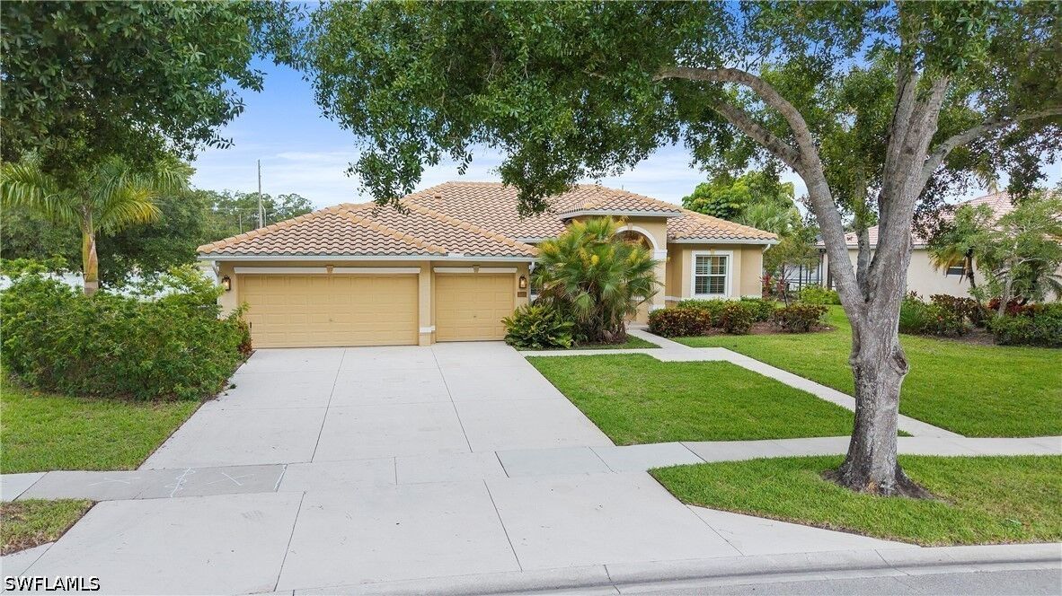 Property Photo:  3323 Mystic River Drive  FL 34120 