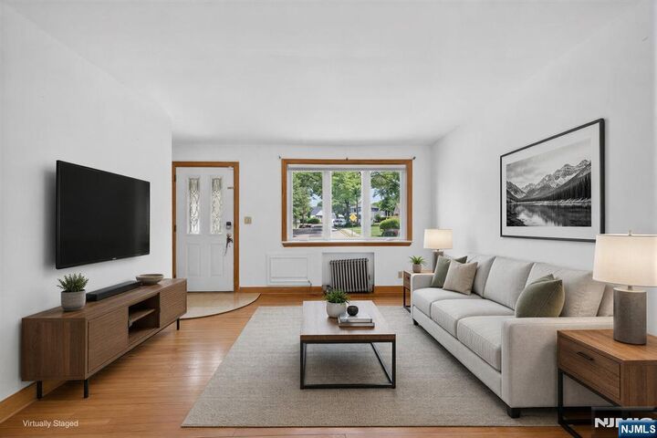Property Photo:  28 Livingston Place  NJ 07666 