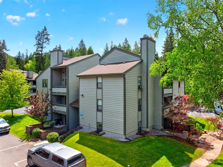 Property Photo:  270 Bridge Street Qc1-103  MT 59911 