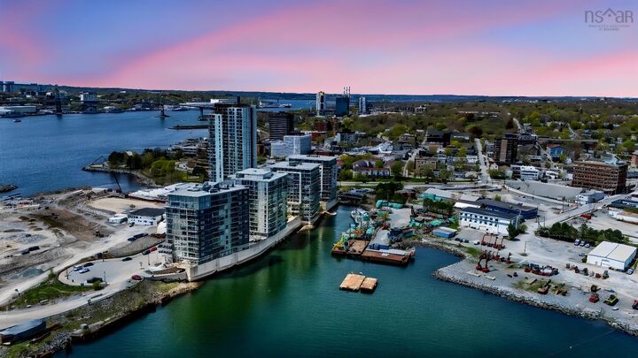 Photo de la propriété: 402 15 Kings Wharf Place NS B2Y 0C2