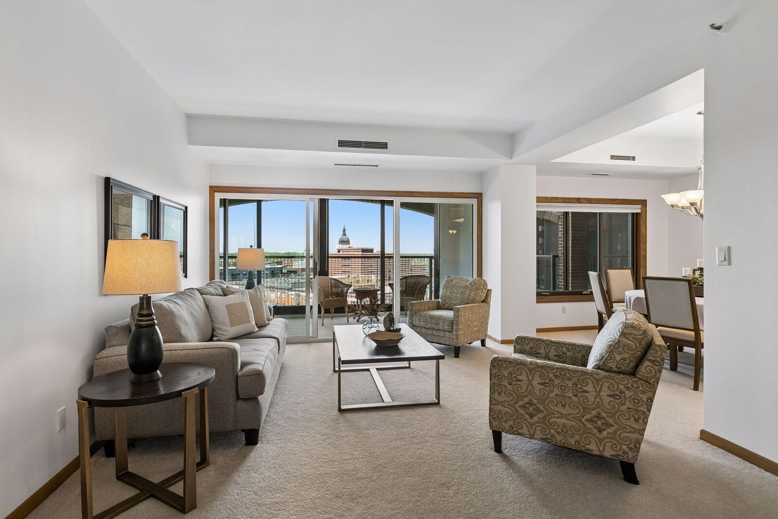 Property Photo: 1201 Yale Place 809 MN 55403