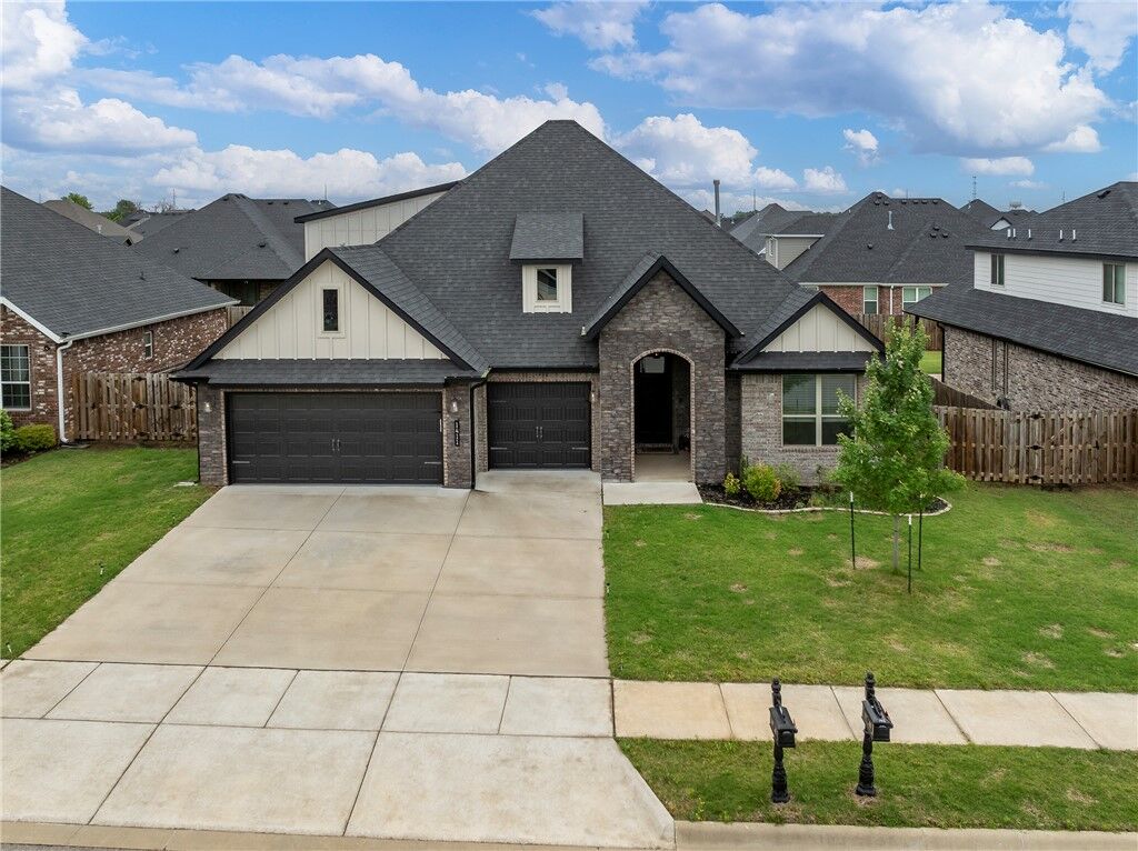Property Photo:  1411 Ocean Drive  AR 72719 