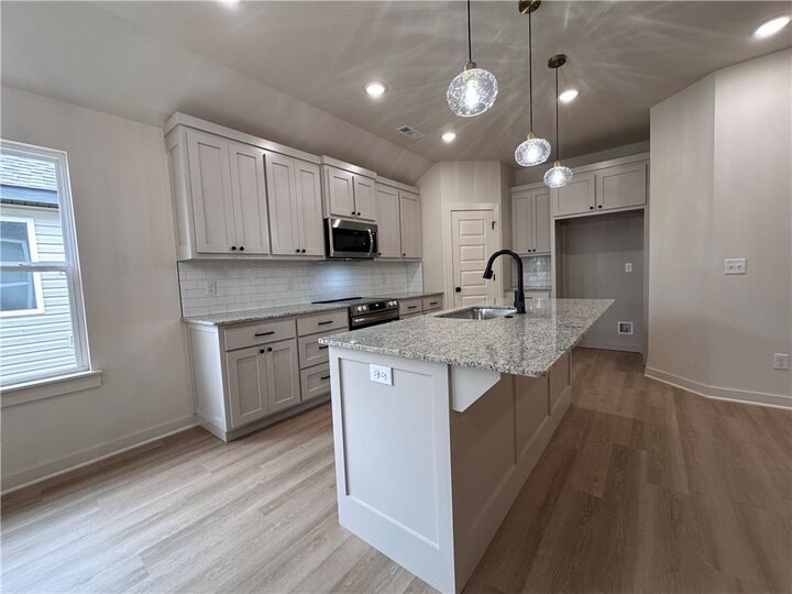Property Photo:  1728 Gerald Shay Road  AR 72734 