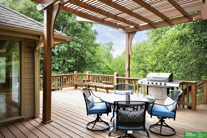 Property Photo:  5109 Timberridge Drive  NE 68133 