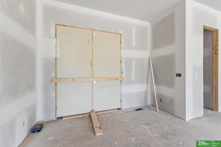 Property Photo:  3308 S 206th Street  NE 68022 