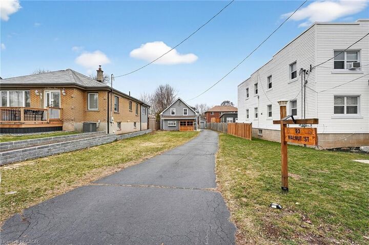 Property Photo: 93 Walnut Street ON N3T 1H3