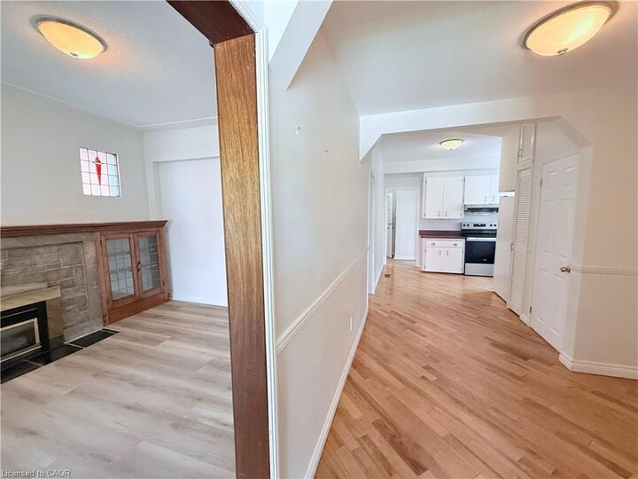 Property Photo: 220 Maplewood Avenue 1 ON L8M 1X8