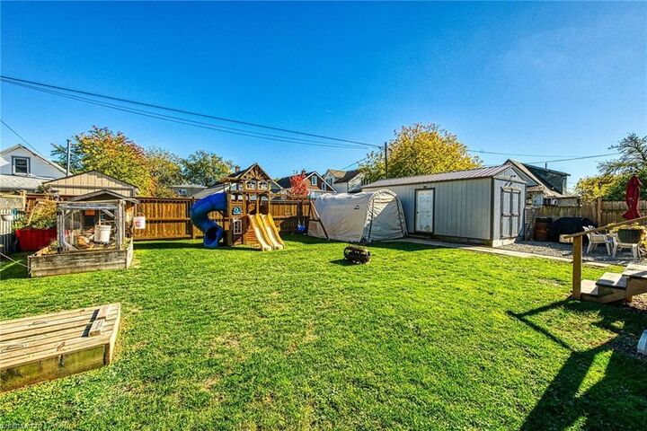Property Photo: 62 Knoll Street ON L3K 5A6