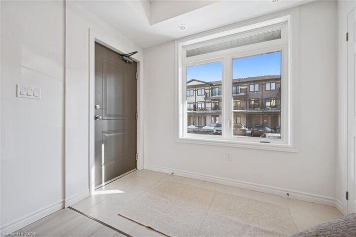 Property Photo: 51 Lomond Lane ON N2R 0T6