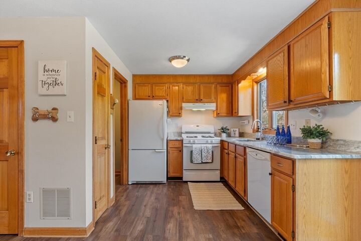 Property Photo:  246 Aiken Avenue 7  MA 01850 