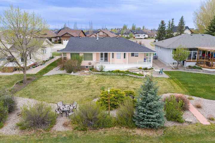Property Photo: 63 Westlynn Drive W AB T0L 0T0